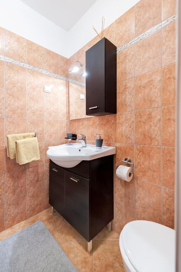 Volta L Apartment โรวีน ภายนอก รูปภาพ
